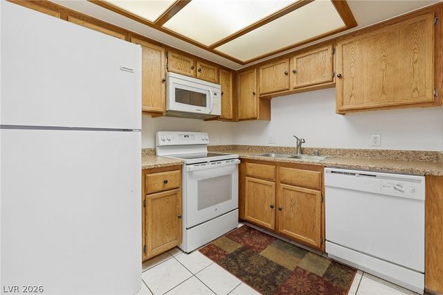 7940 Decker Canyon Drive 201, Las Vegas, NV 89128