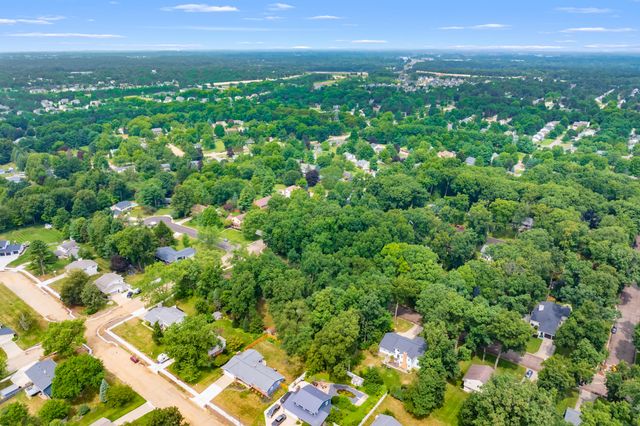 3029 Coachlite Avenue, Portage, MI 49024