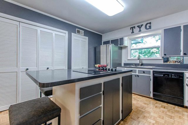 15 Gregory La, Little Rock, AR 72205