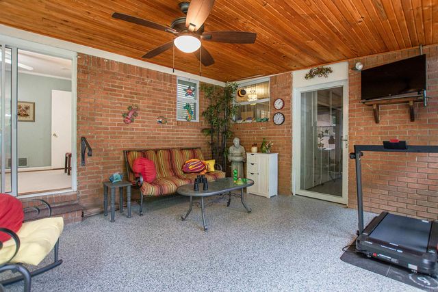 15 Gregory La, Little Rock, AR 72205
