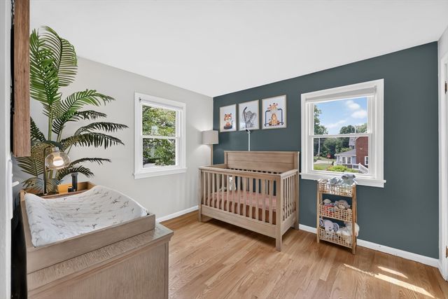 37 High St, East Longmeadow, MA 01028