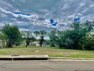 Lot 133 Broadmoor ST, Meadowlakes, TX 78654