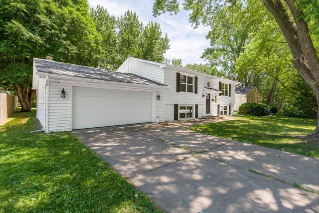 4215 Marquette Street, Davenport, IA 52806
