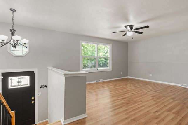 4215 Marquette Street, Davenport, IA 52806