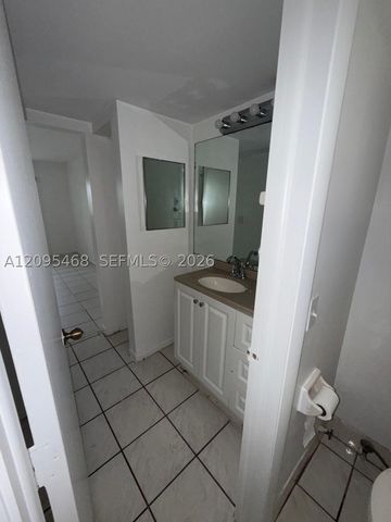 5800 NW 64th Ave 306, Tamarac, FL 33319