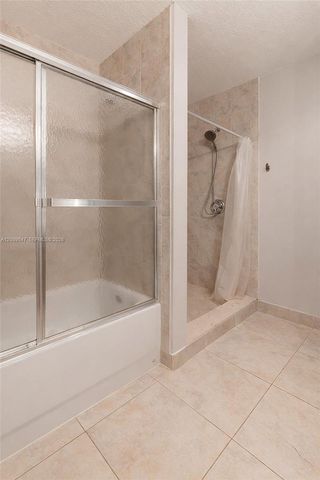 59 SE 3rd Ave 59, Hallandale Beach, FL 33009