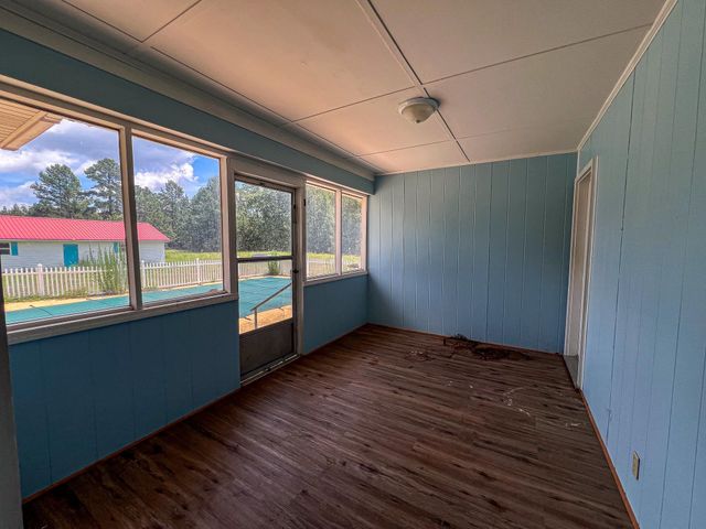 320 New Farm Rd., Hemingway, SC 29554