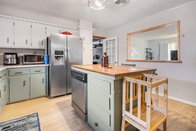 821 N Elm, Stratford, OK 74872