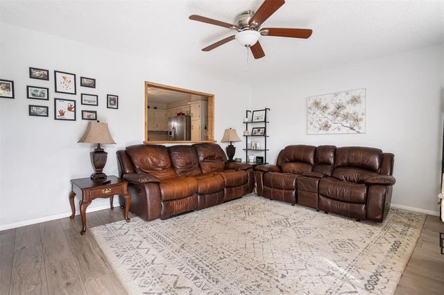 821 N Elm, Stratford, OK 74872