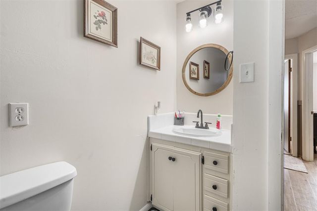 821 N Elm, Stratford, OK 74872