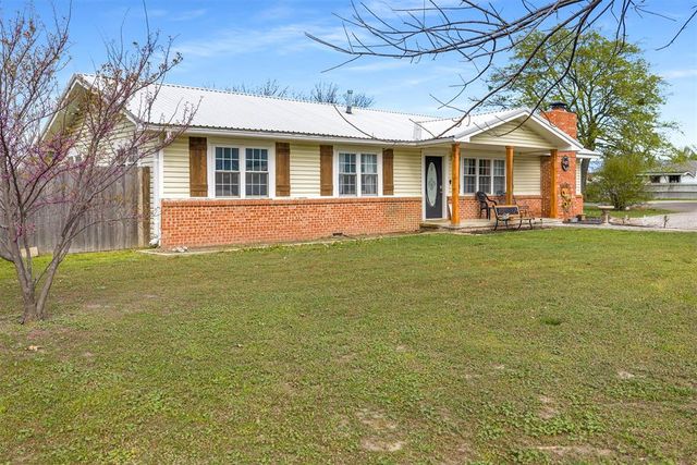 821 N Elm, Stratford, OK 74872