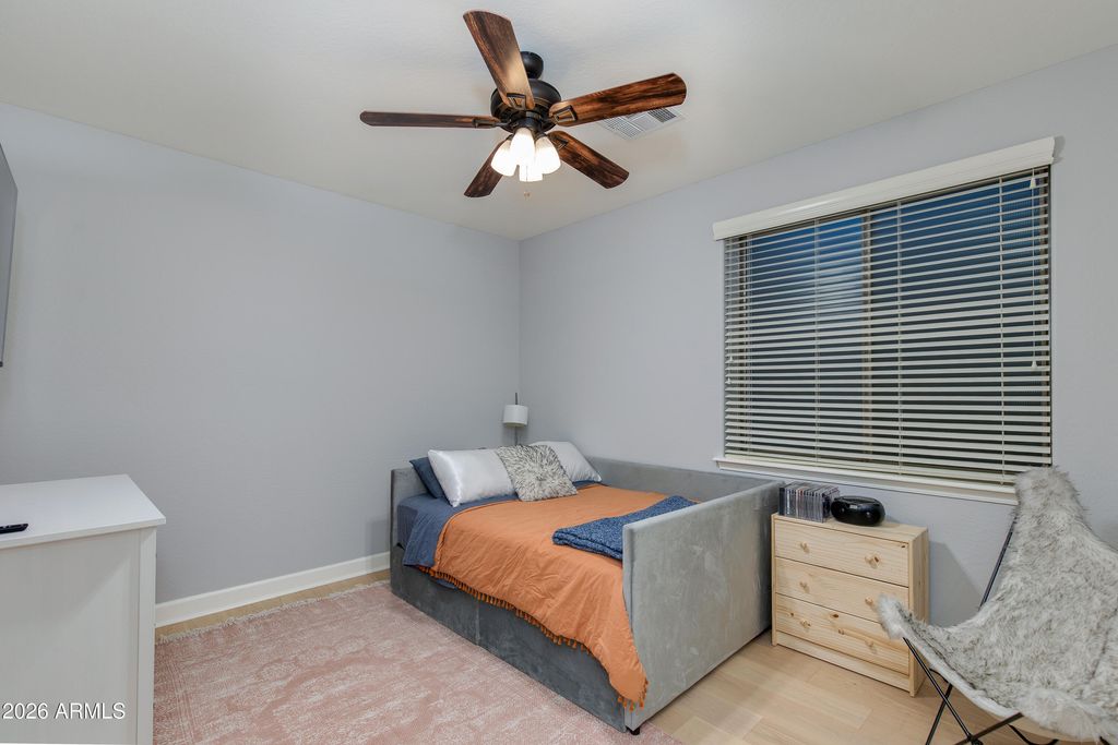Image 20 of property listing at 32209 N 15TH Lane, Phoenix, AZ 85085