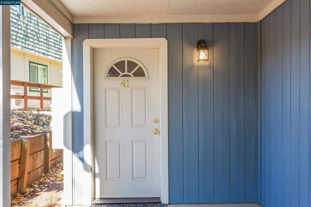 19112 Dyer Ct, Groveland, CA 95321