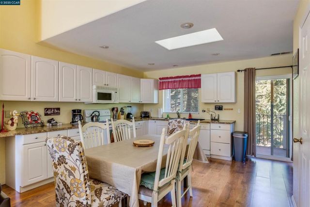 19112 Dyer Ct, Groveland, CA 95321