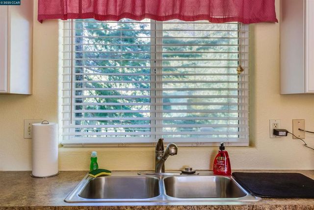 19112 Dyer Ct, Groveland, CA 95321