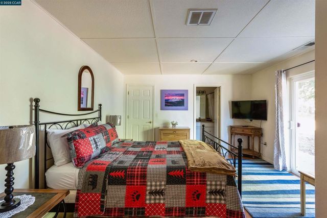 19112 Dyer Ct, Groveland, CA 95321