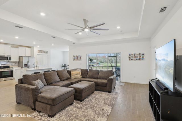 9674 GAYNOR Circle, Jacksonville, FL 32219