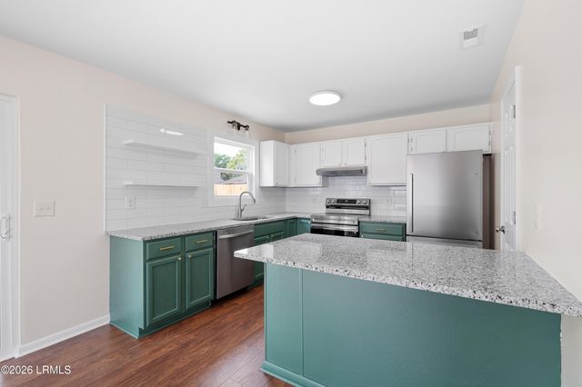 14 Quail Ridge Circle, Beaufort, SC 29906