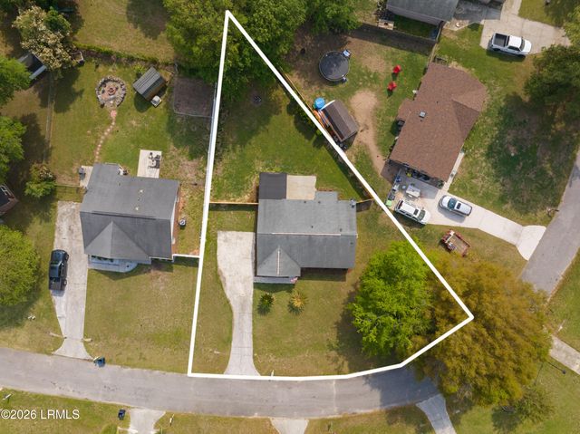 14 Quail Ridge Circle, Beaufort, SC 29906
