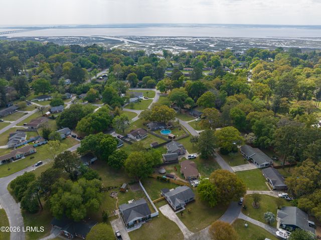 14 Quail Ridge Circle, Beaufort, SC 29906