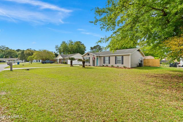14 Quail Ridge Circle, Beaufort, SC 29906