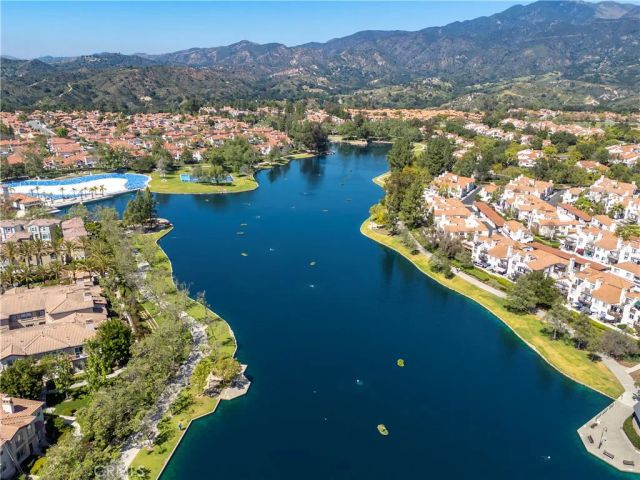 13 Milkwood 111, Rancho Santa Margarita, CA 92688