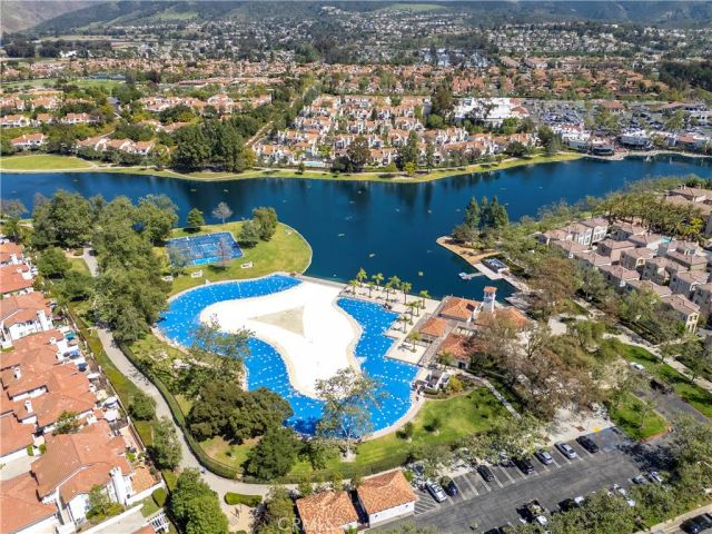 13 Milkwood 111, Rancho Santa Margarita, CA 92688