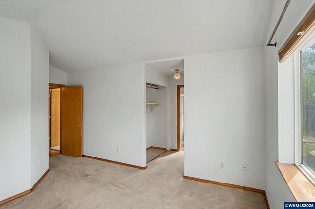 221 W Lincoln St, Carlton, OR 97111