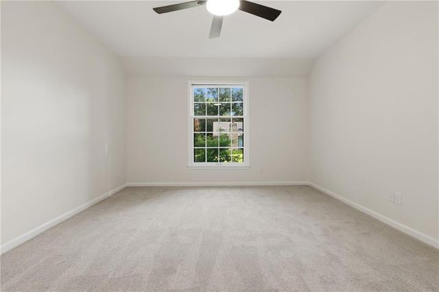 3628 NE Basswood Drive, Lee's Summit, MO 64064