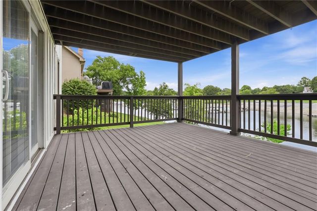 3628 NE Basswood Drive, Lee's Summit, MO 64064