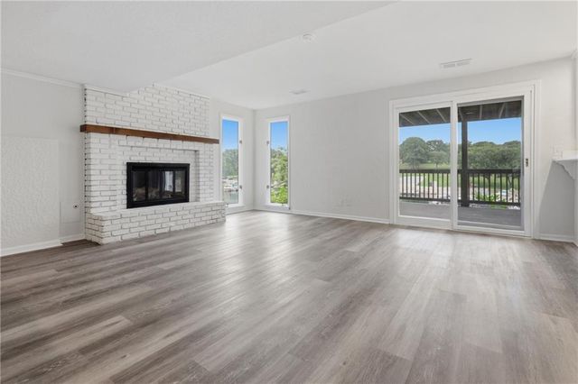 3628 NE Basswood Drive, Lee's Summit, MO 64064