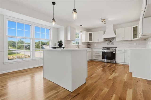 3628 NE Basswood Drive, Lee's Summit, MO 64064