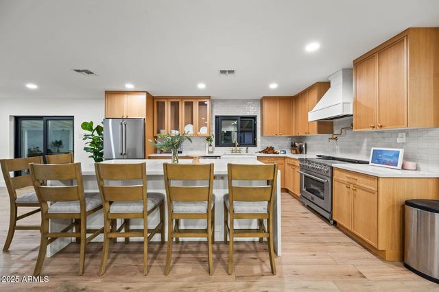 7519 W Banff Lane, Peoria, AZ 85381