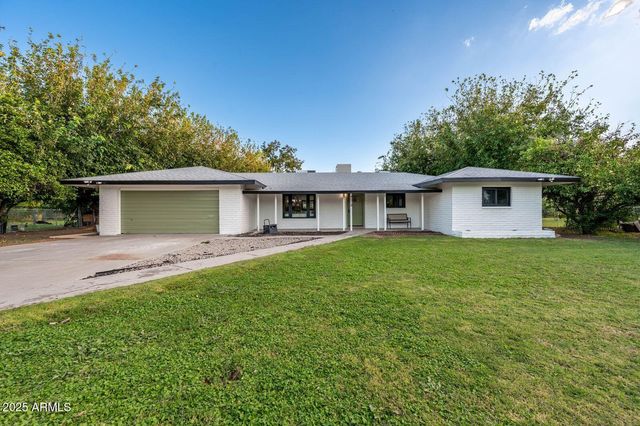 7519 W Banff Lane, Peoria, AZ 85381