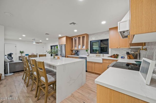 7519 W Banff Lane, Peoria, AZ 85381