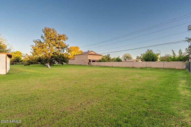 7519 W Banff Lane, Peoria, AZ 85381