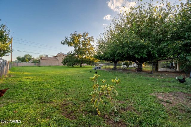 7519 W Banff Lane, Peoria, AZ 85381