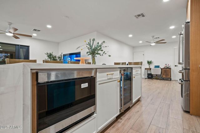 7519 W Banff Lane, Peoria, AZ 85381