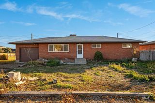 1069 W Filer Ave, Twin Falls, ID 83301