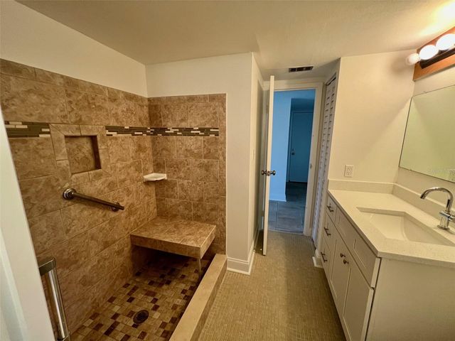 387 S MCMULLEN BOOTH ROAD 13, Clearwater, FL 33759