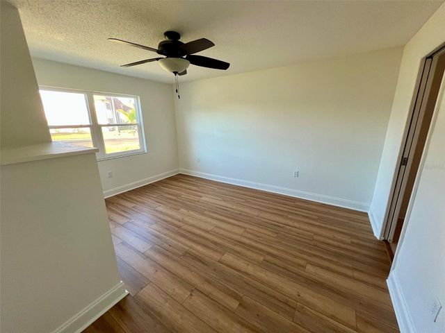 387 S MCMULLEN BOOTH ROAD 13, Clearwater, FL 33759