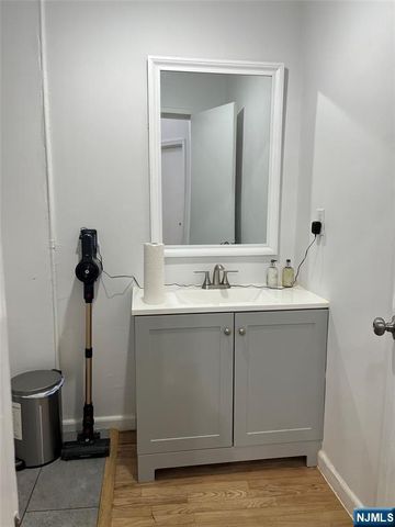 324 Broad Avenue A, Palisades Park, NJ 07650