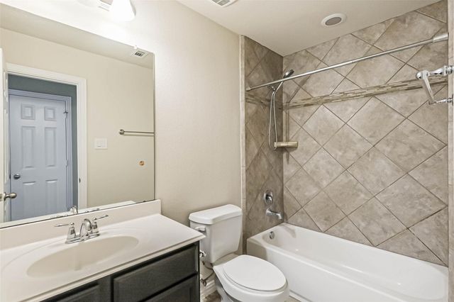 12511 Gable Mills Drive, Cypress, TX 77433