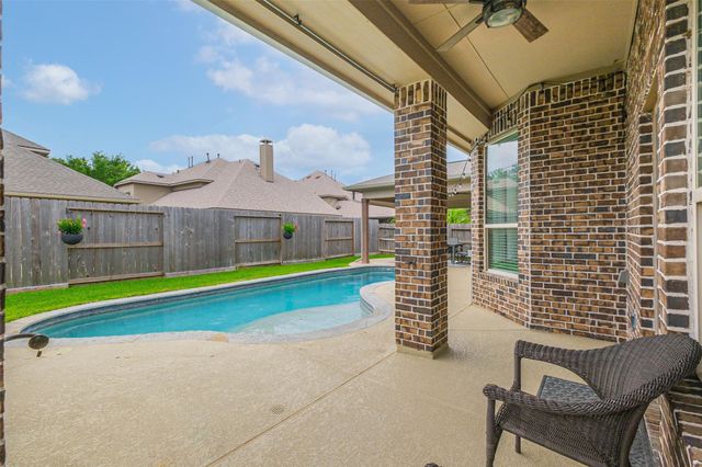 12511 Gable Mills Drive, Cypress, TX 77433