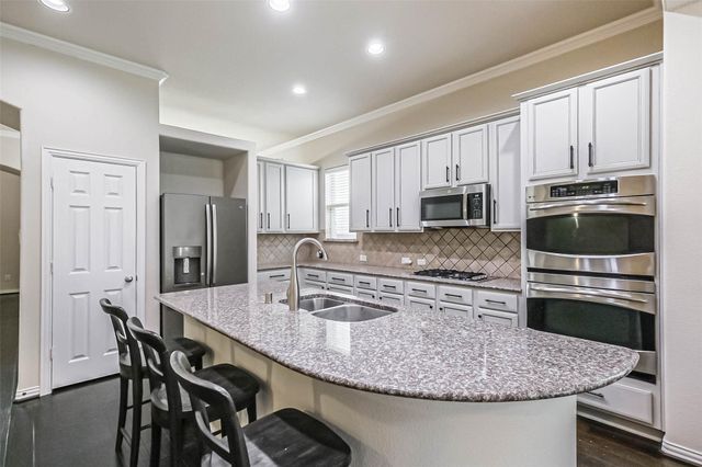 12511 Gable Mills Drive, Cypress, TX 77433