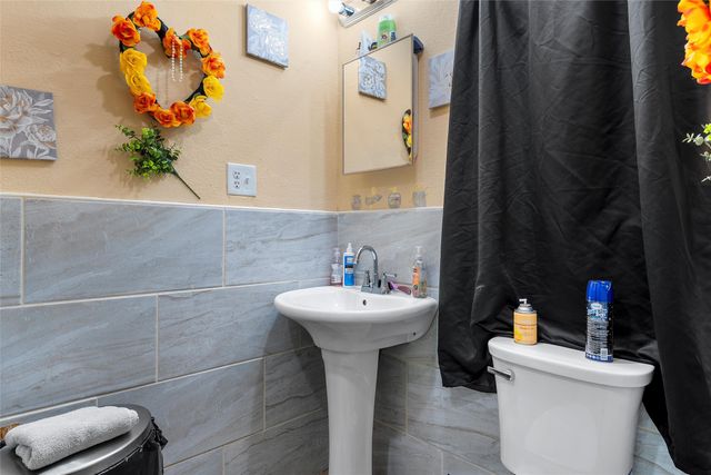 416 Capps Street, Marlin, TX 76661