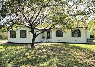 2747 Brookrun Rd, Murfreesboro, TN 37129