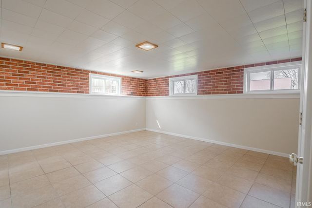 1311 Edenton Drive, Fort Wayne, IN 46804