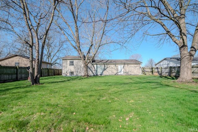 1311 Edenton Drive, Fort Wayne, IN 46804