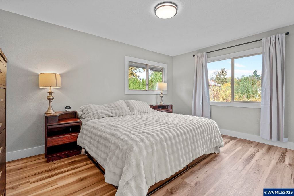 Image 21 of property listing at 1315 SW Dorothy St, Mcminnville, OR 97128